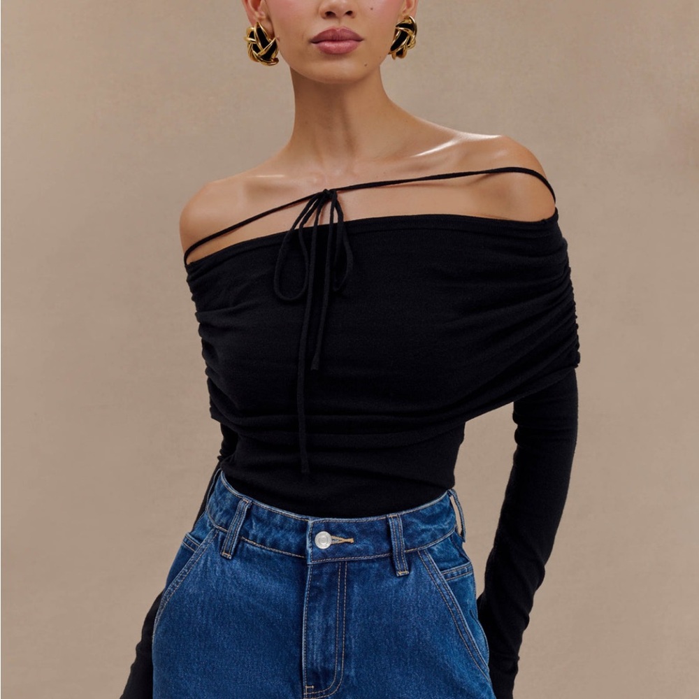 Polly Off Shoulder Long Sleeve Knit Top